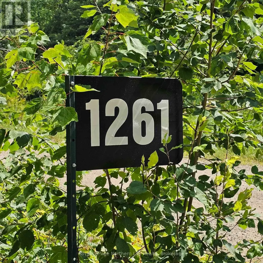 1261 Snake Creek Road, Mattawan